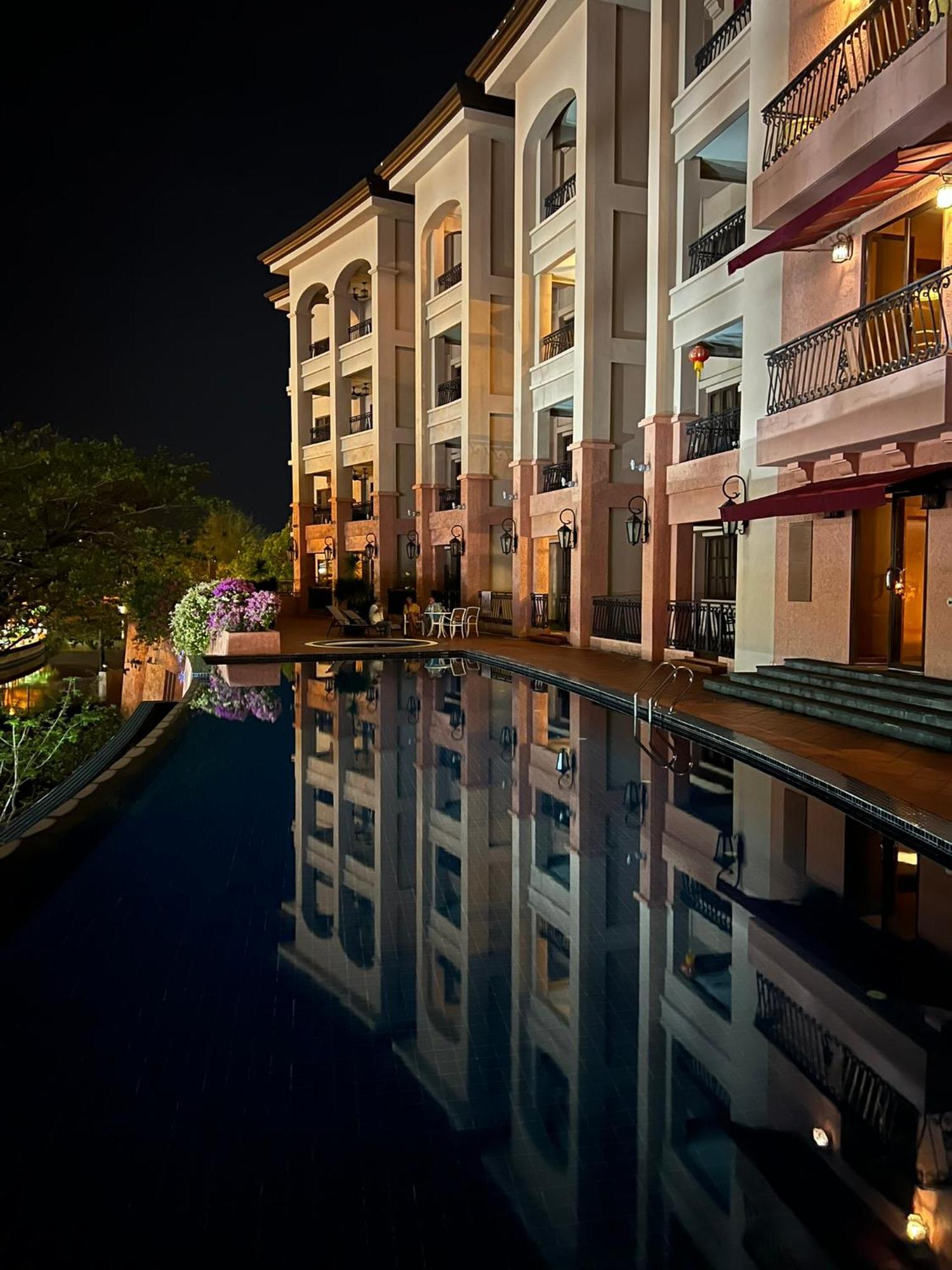 Luxury On Melaka River Buitenkant foto